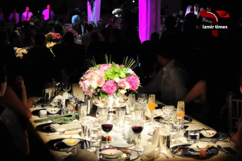 برگزاری عروسی در ازمیر ترکیه و باغ ادوارد ویتال